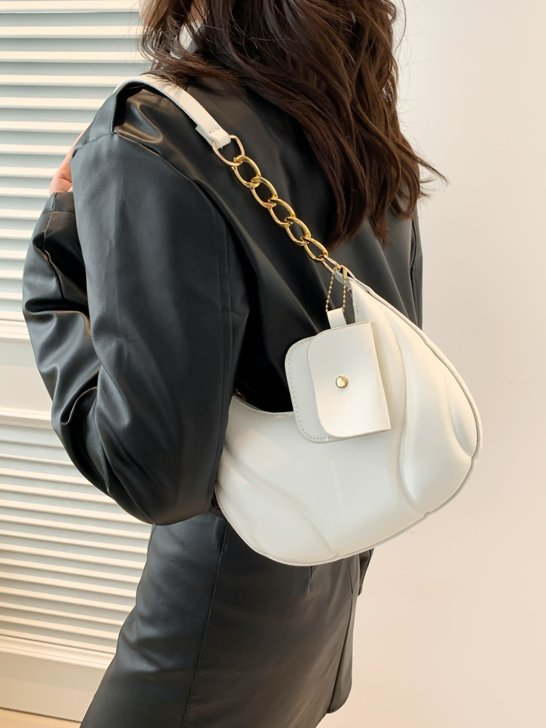 Leather Shoulder Bag with EarPods Bag