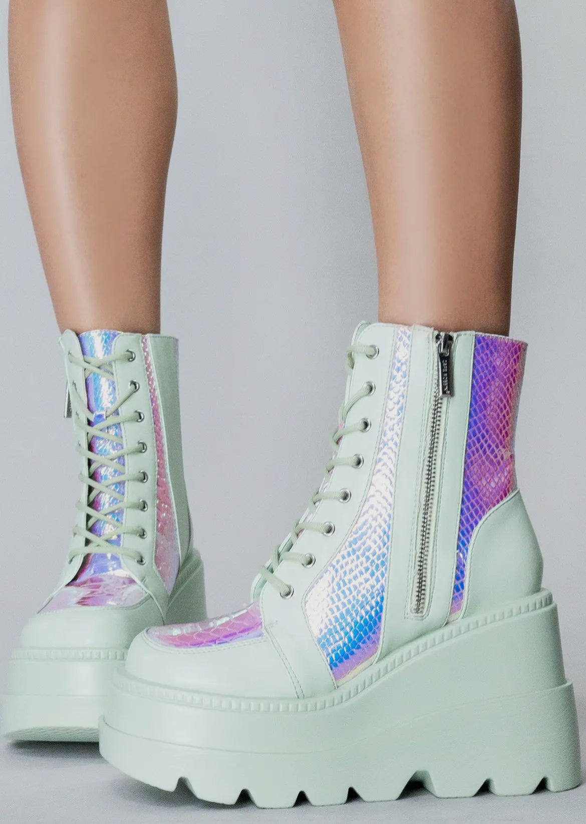 XLASR Prismatic Platform Boots